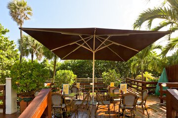 Poolside bar