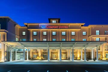Comfort Suites