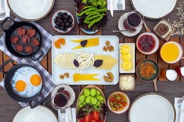 Breakfast meal