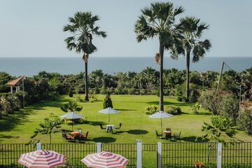 Beach/ocean view