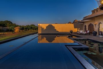 Private pool