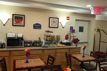Breakfast area