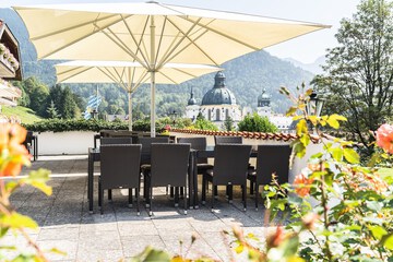 Sundeck