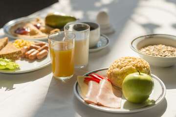 Breakfast meal
