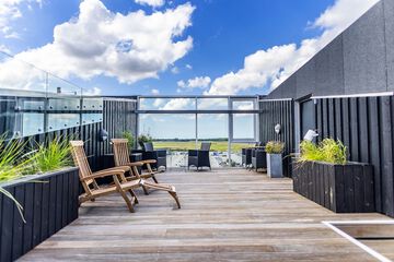 Sundeck