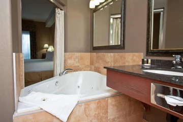 Jetted tub