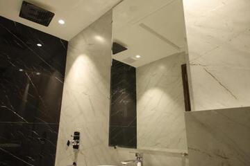 Photo 33
