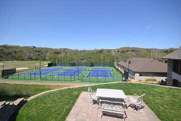 Tennis court
