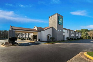 Hotel 3 of 37