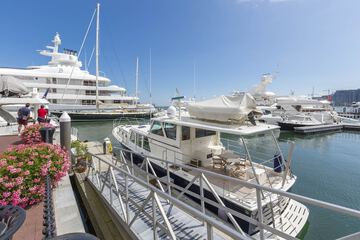 Dock