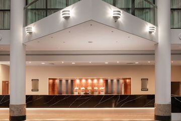 Check-in/check-out kiosk