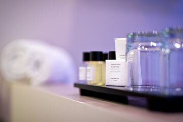 Bathroom amenities