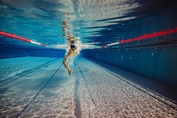 Exercise/lap pool