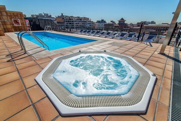 Rooftop pool