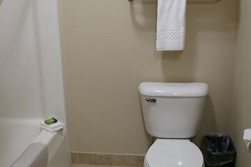 Room 18 of 43