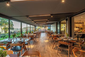 Breakfast area