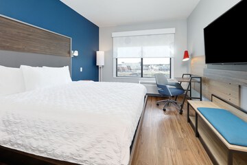 Tru by Hilton Euless DFW West