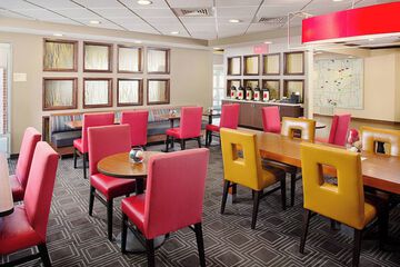 Hotel Interior 8 of 19