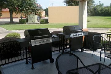 BBQ/picnic area
