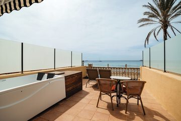 Beach/ocean view