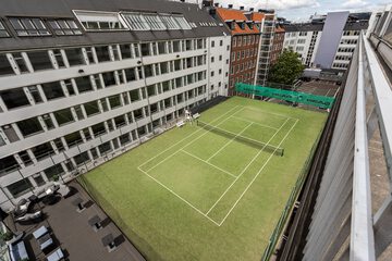 Tennis court