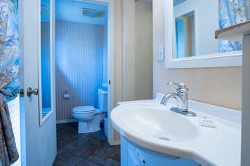 Jetted tub