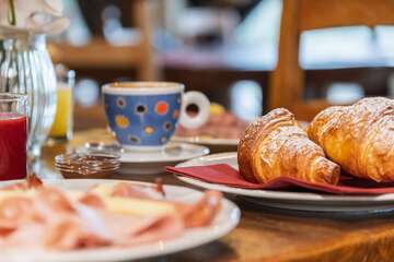 Breakfast meal