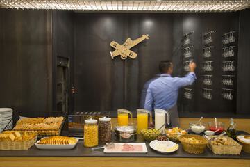 Breakfast area