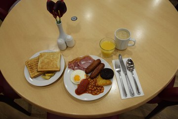 Breakfast meal