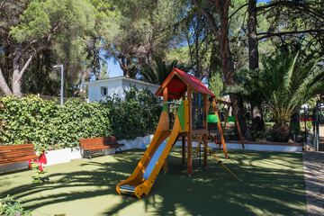 Children's play area - outdoor
