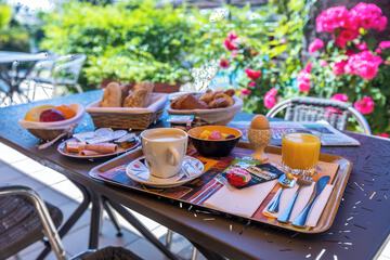 Breakfast meal