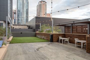 Pet-friendly amenities