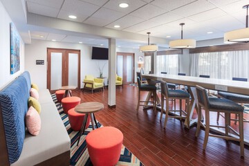 Breakfast/Coffee Service 25 of 35