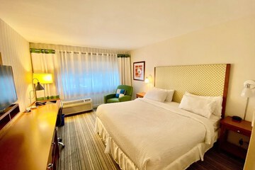 Room 18 of 38