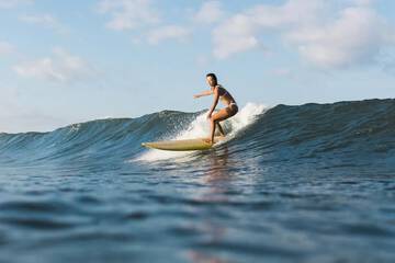 Surfing/boogie boarding
