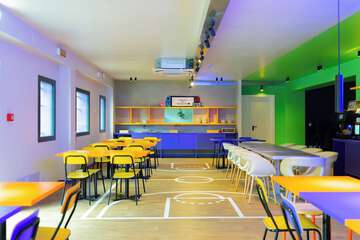 Food court