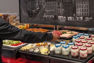 Breakfast buffet