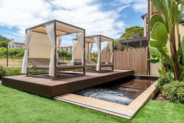 Sundeck