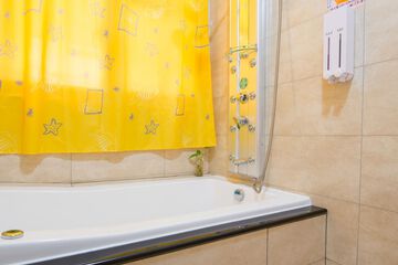 Jetted tub