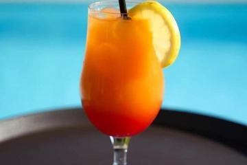 Poolside bar