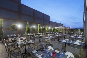 Food court