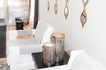 Hotel Interior 8 of 31