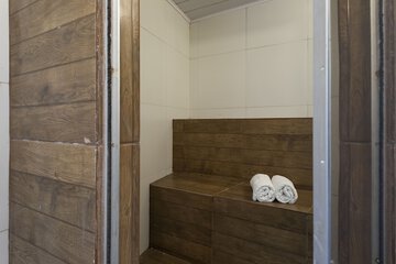 Steam room