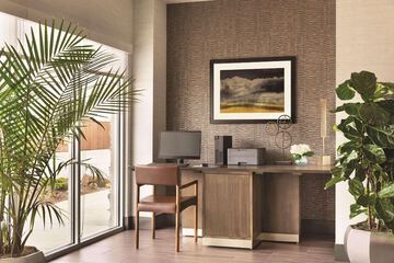 Business Center 23 of 23