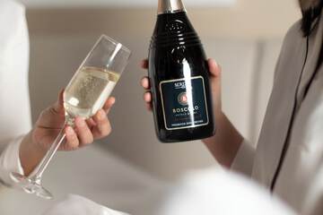 Champagne service