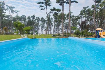 Private pool