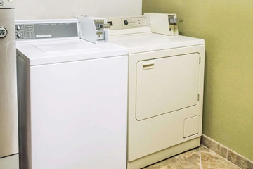 guest_rooms