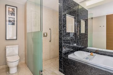 Bathroom shower