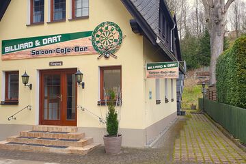 Sports bar
