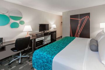 Room 12 of 23